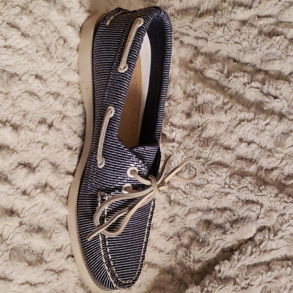 Navy in white stripe Sperry topsiders - Picture 4 of 7